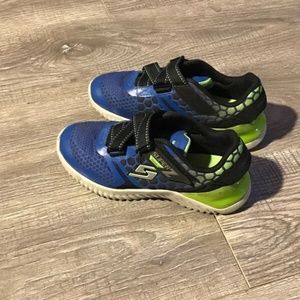 Used Skechers Kids size 6